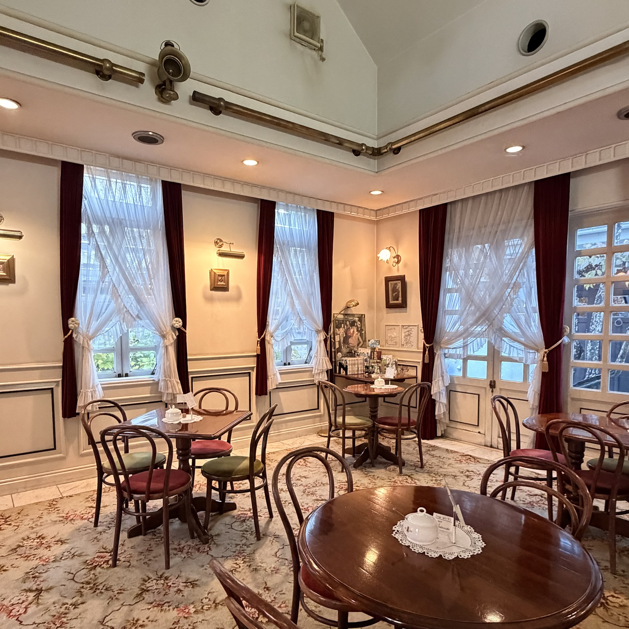 高山市 カフェ モーツァルト