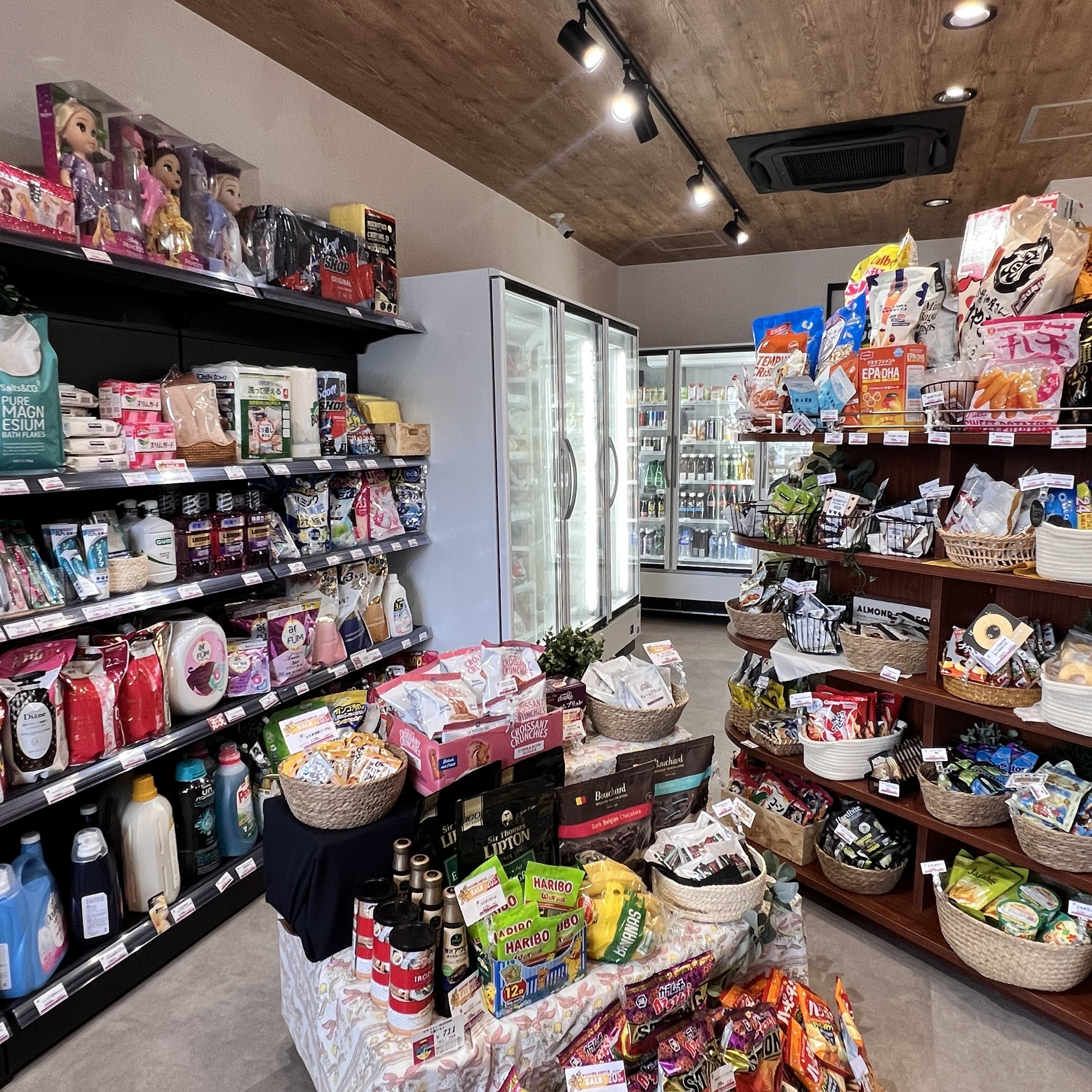 笠松町 コストコ小分け販売 Bee Venue