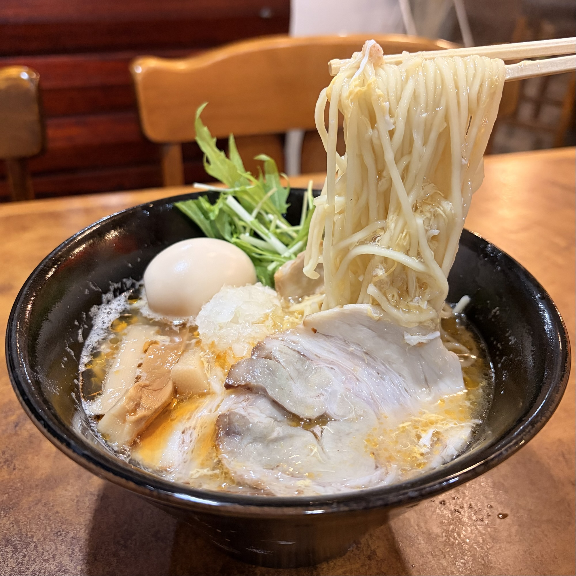 瑞穂市 濃厚白湯らーめん3 正月限定蟹ラーメン