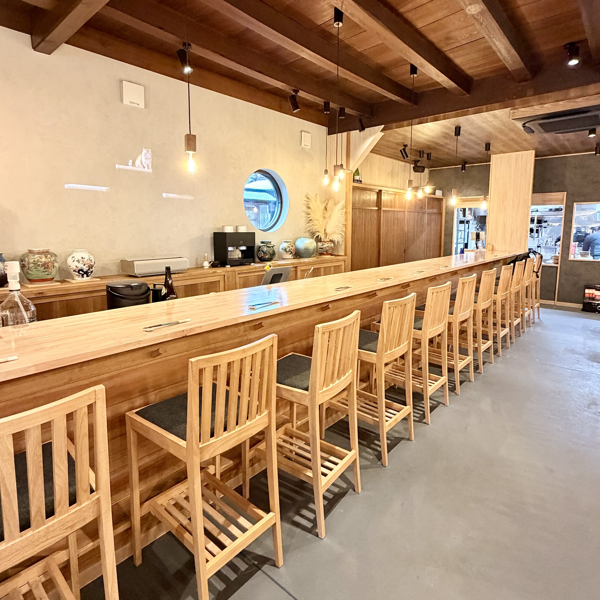 高山市 飛騨高山 美円 店内