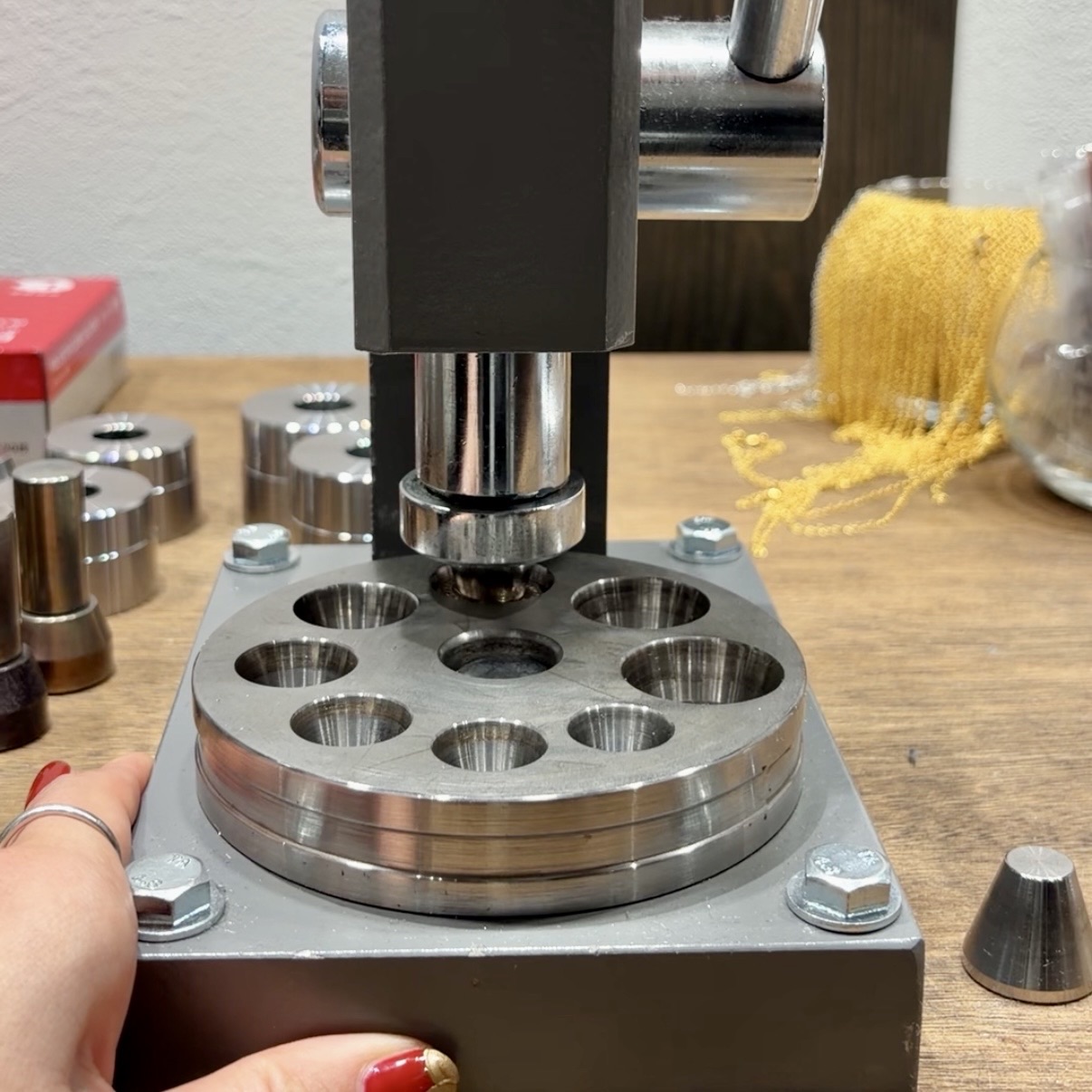 高山市 コインリングショップ KRONE コロネ