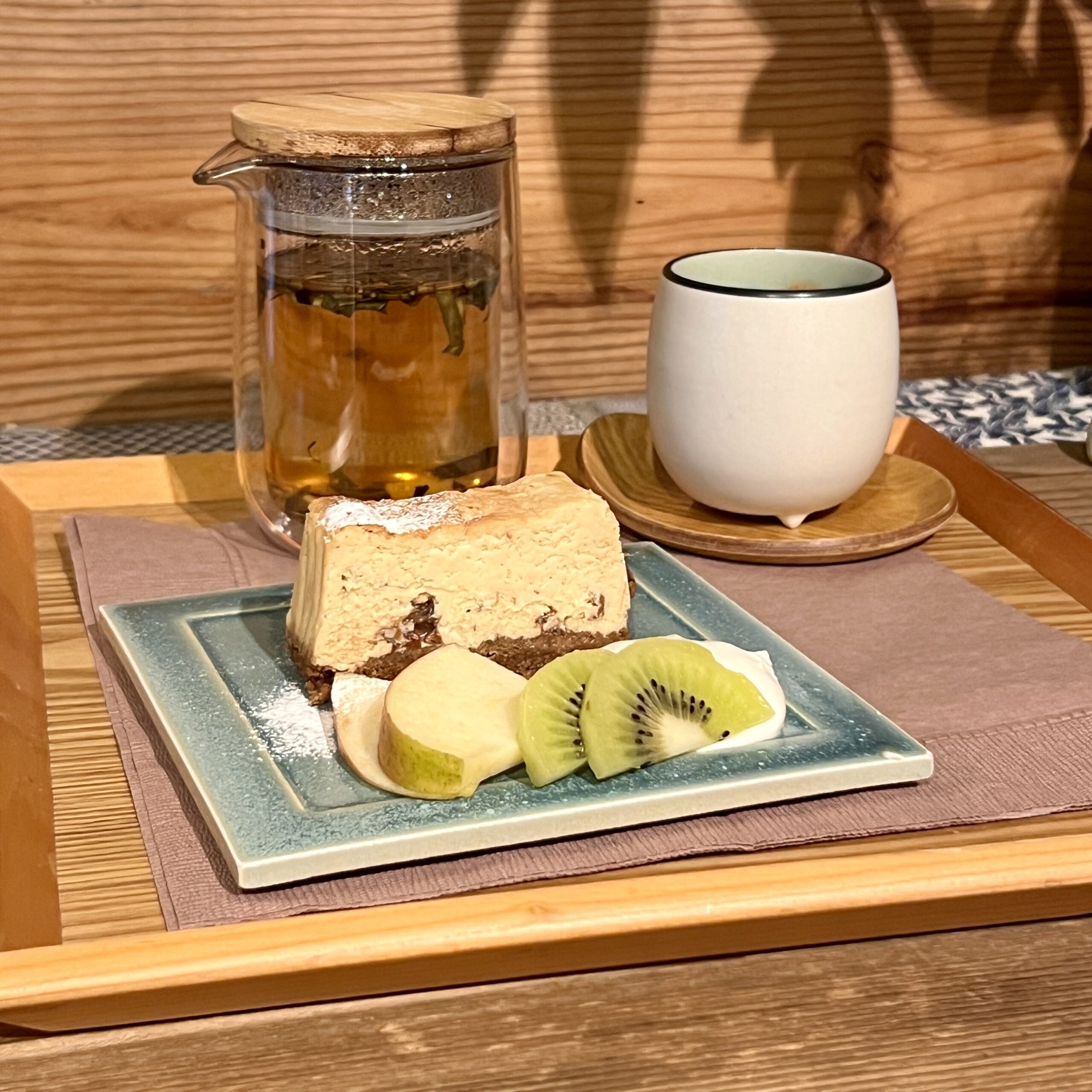 多治見市 喫茶わに 本屋のとなり