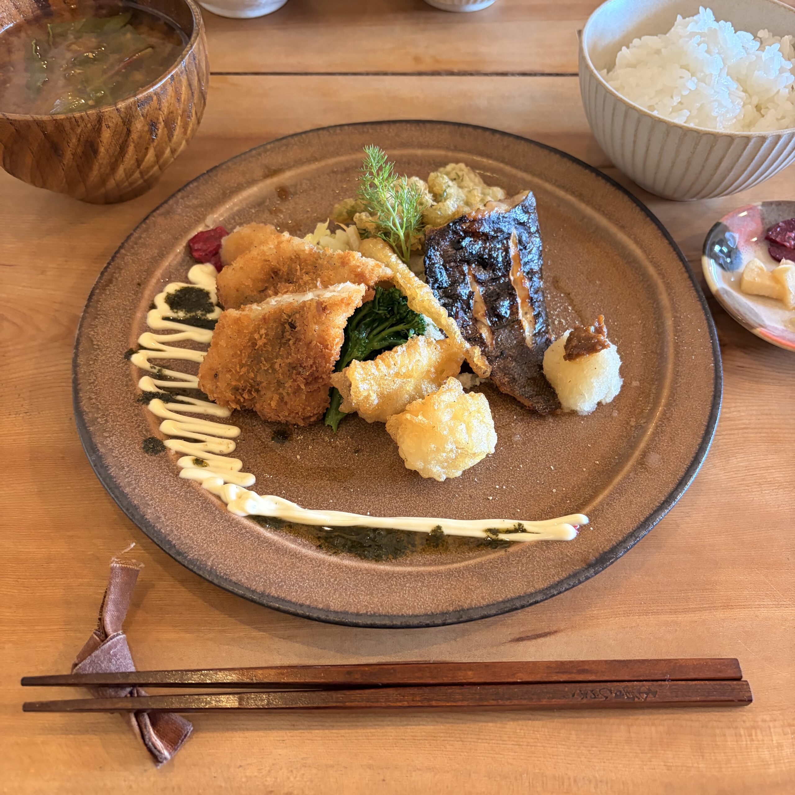 岐阜市 食堂てのひら ランチ