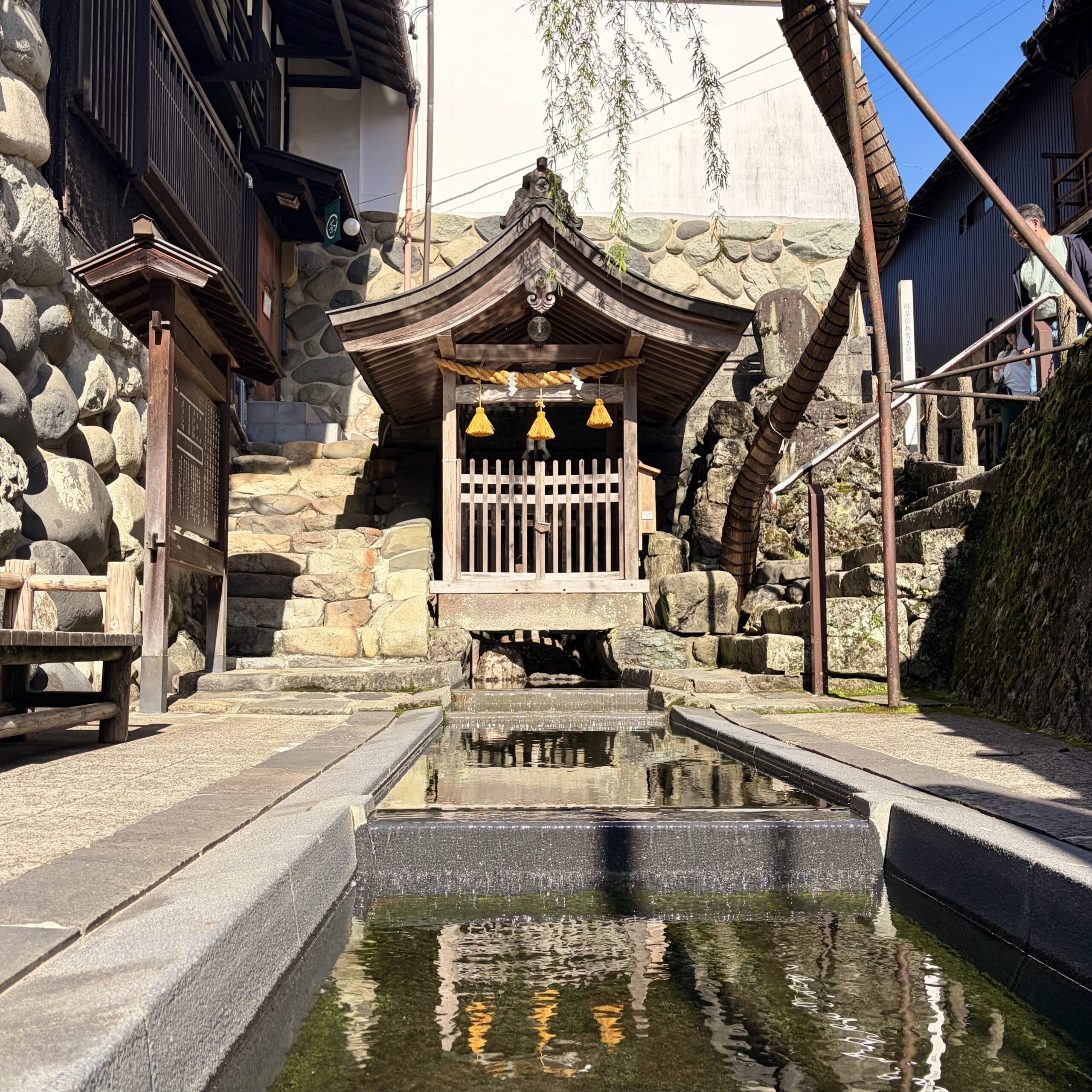 郡上市 郡上八幡 宗祇水