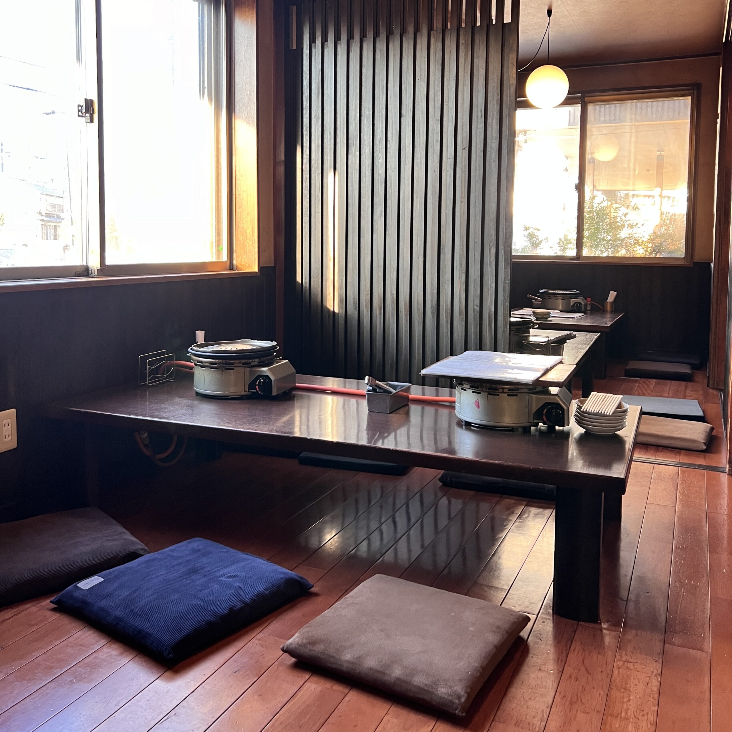 北方町 炙りや藤庵 焼肉 店内 個室