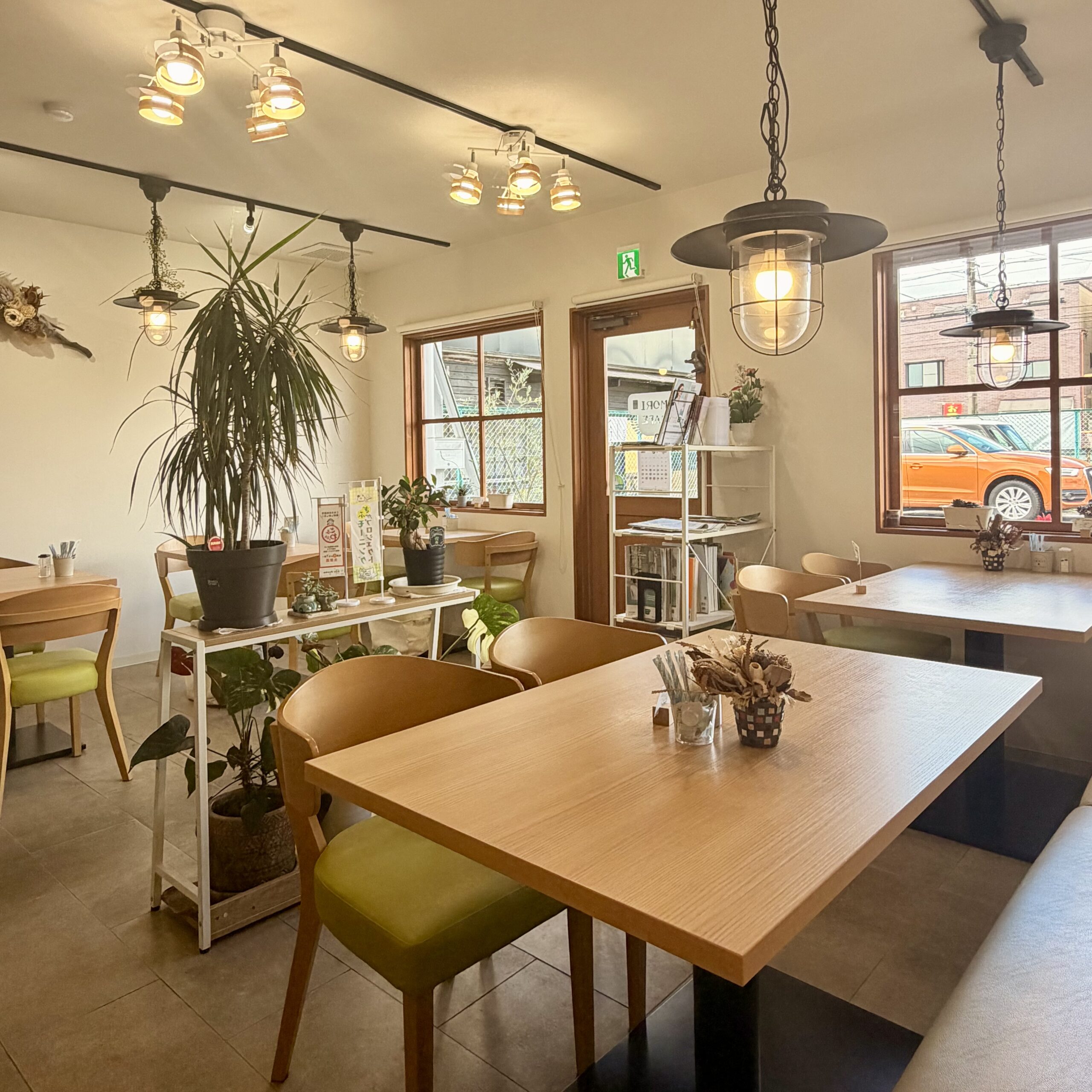 岐阜市 mori cafe 店内