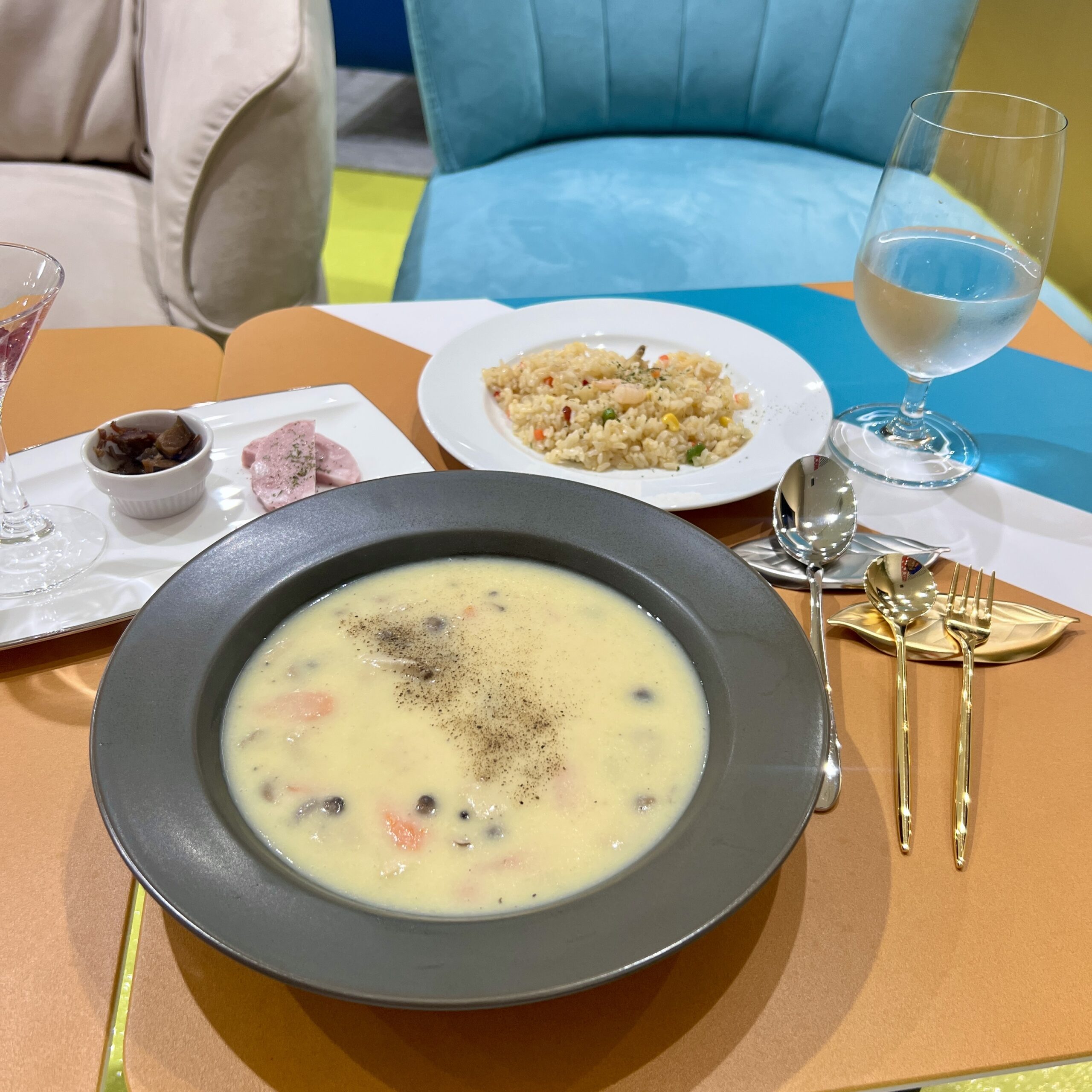 岐阜市 柳ヶ瀬 カフェ cafe de Volta
